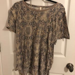 Free People snakeskin t shirt